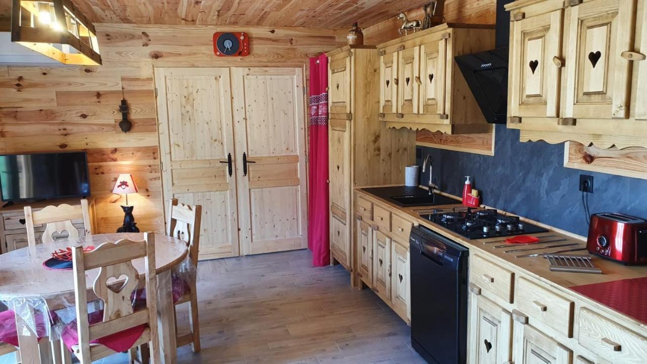 Chez Lavalou Gite 4* Chaleureux En Bois Lannemezan Esterno foto