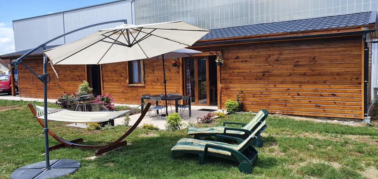Chez Lavalou Gite 4* Chaleureux En Bois Lannemezan Esterno foto